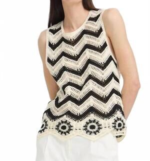 NEW B.YOUNG oesra slipover top in black white